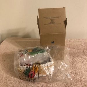 Avon Gift Collection Vegetable Recipe Box Organizer Holder NIB